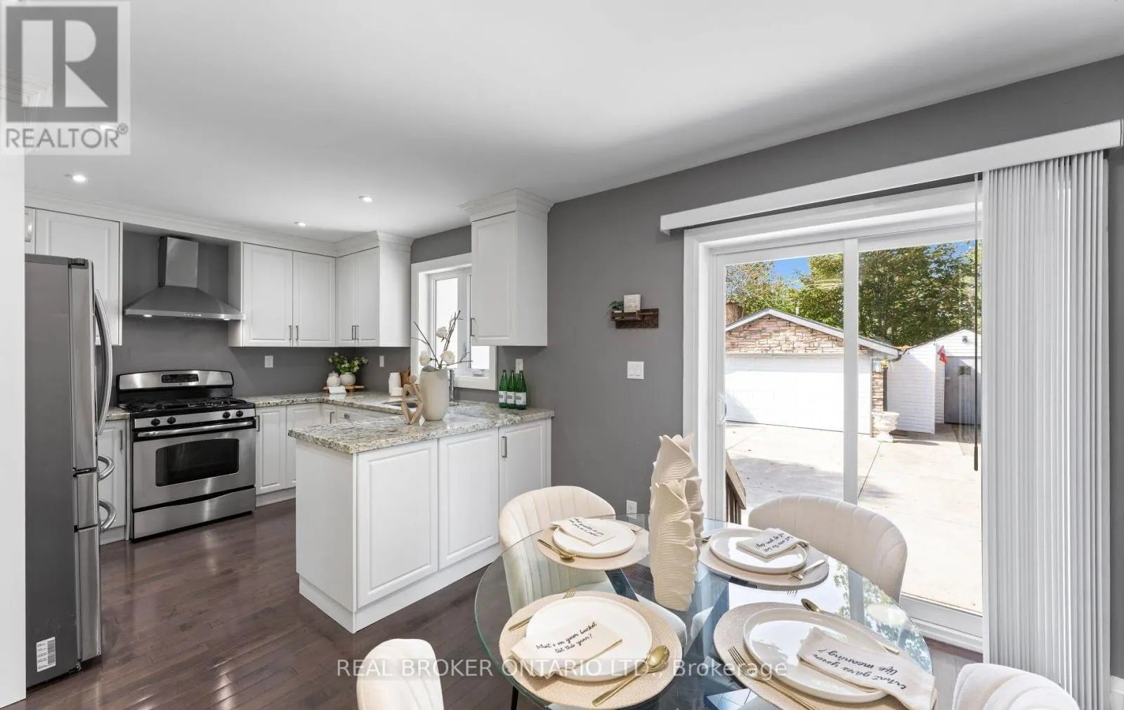 26 ROXALINE STREET