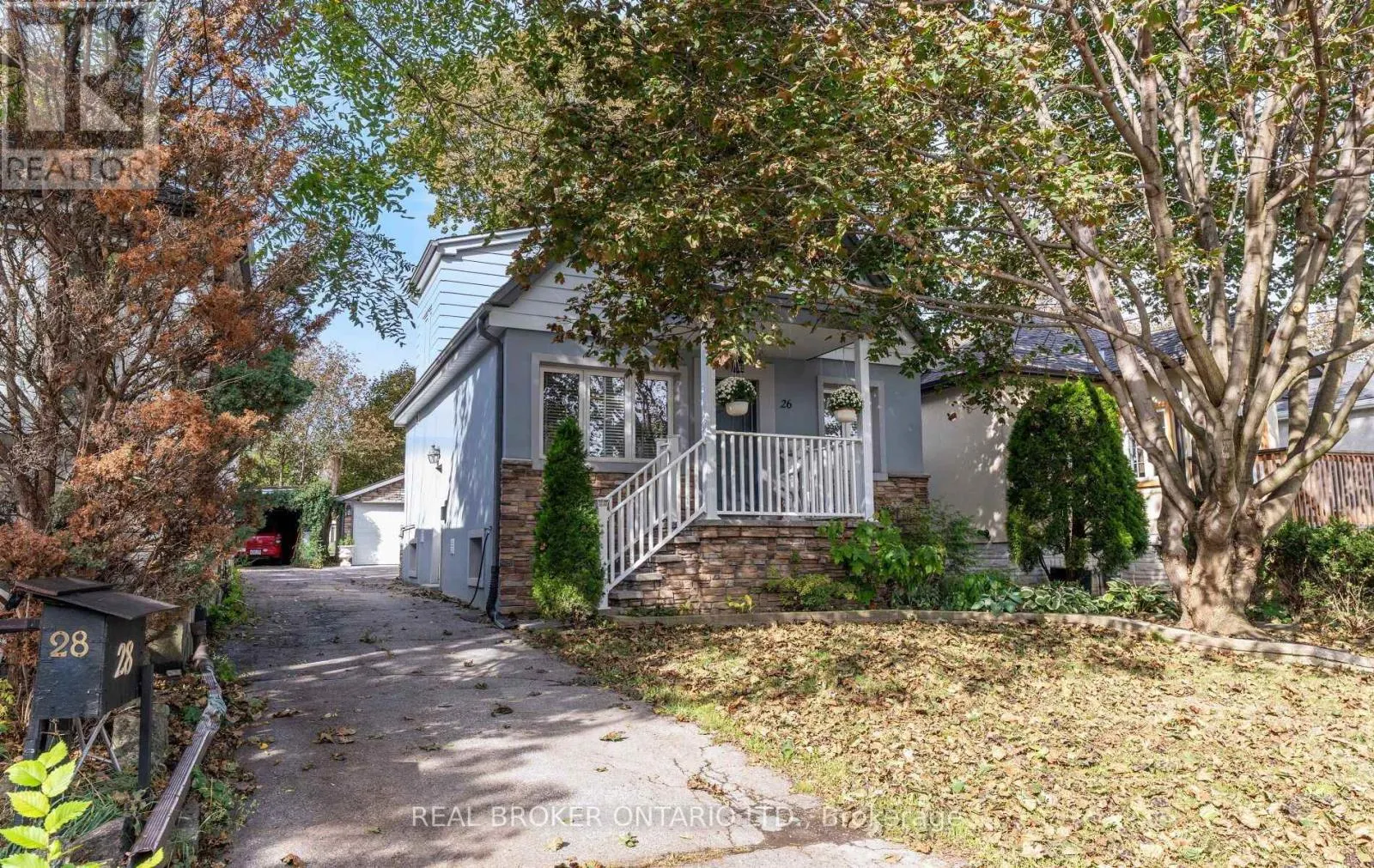 26 ROXALINE STREET