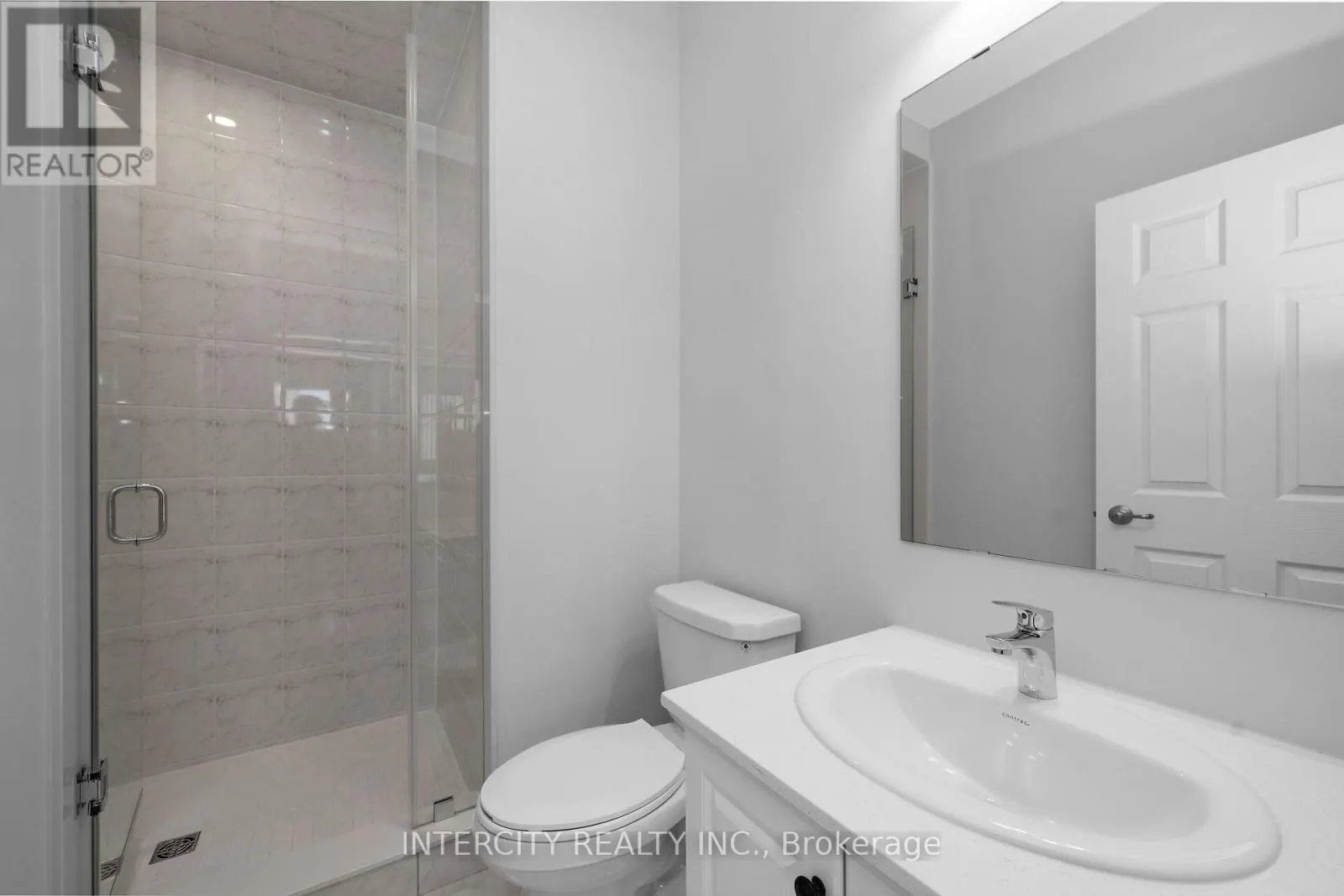 BLK7-TH35 - 27 SUNBIRD WAY