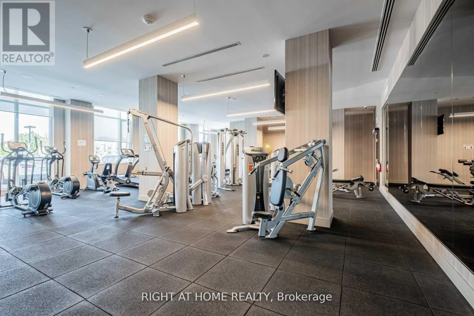303 - 8 NAHANI WAY