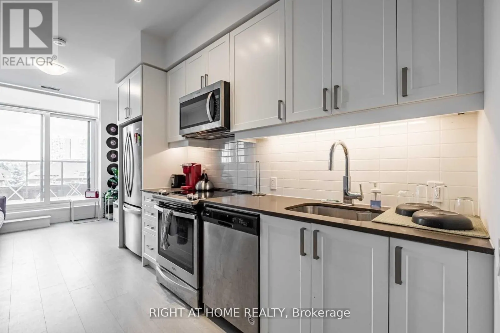 303 - 8 NAHANI WAY