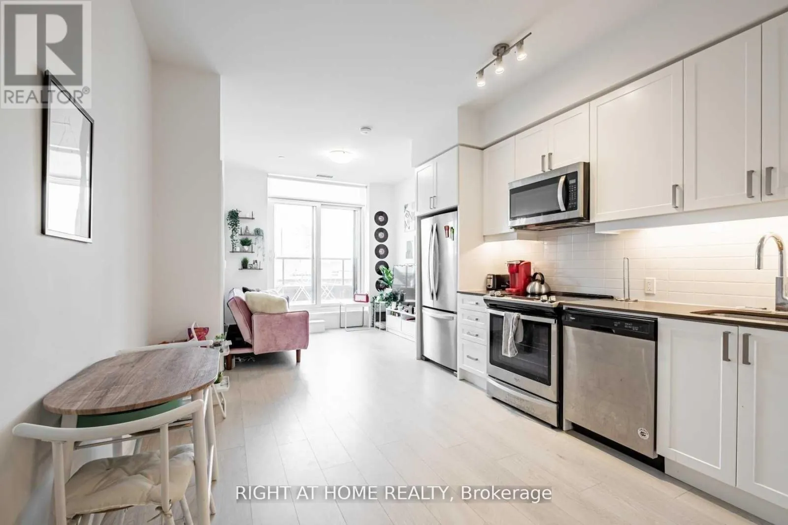 303 - 8 NAHANI WAY