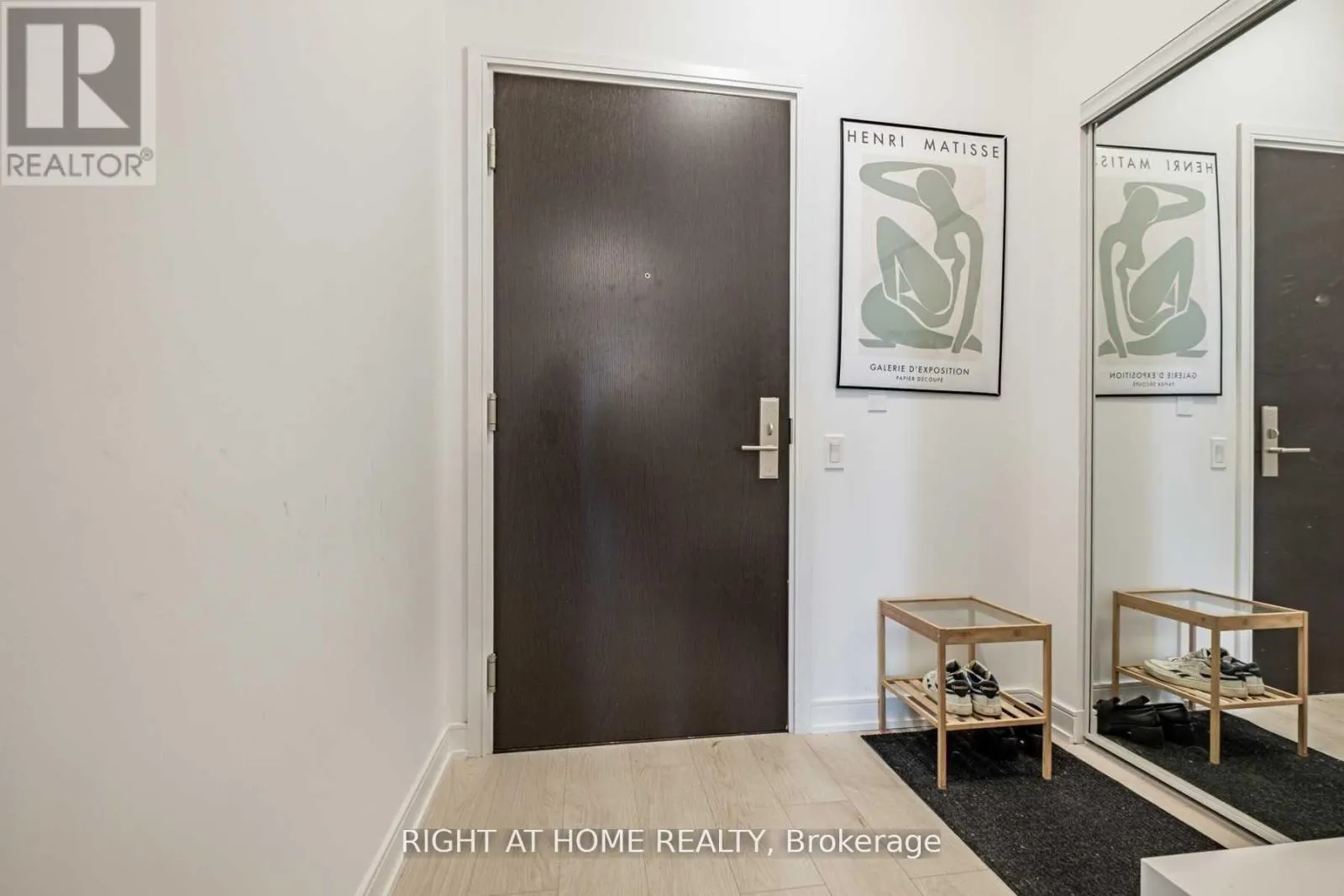 303 - 8 NAHANI WAY