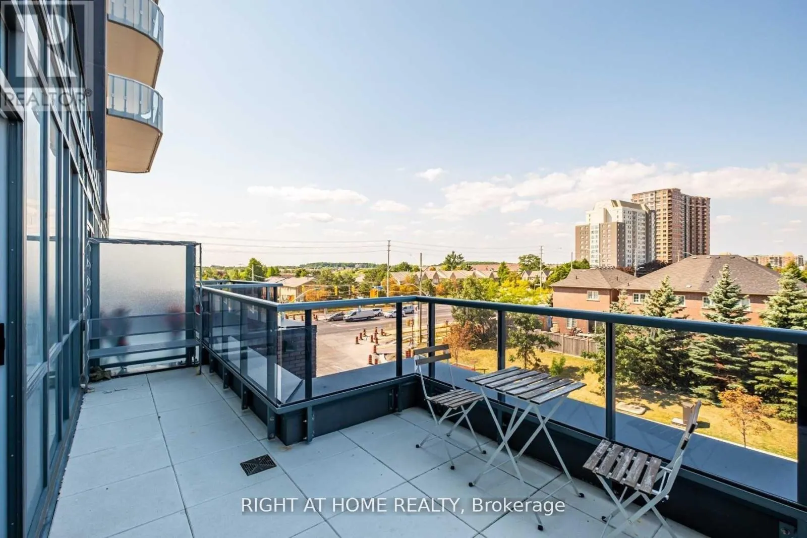 303 - 8 NAHANI WAY