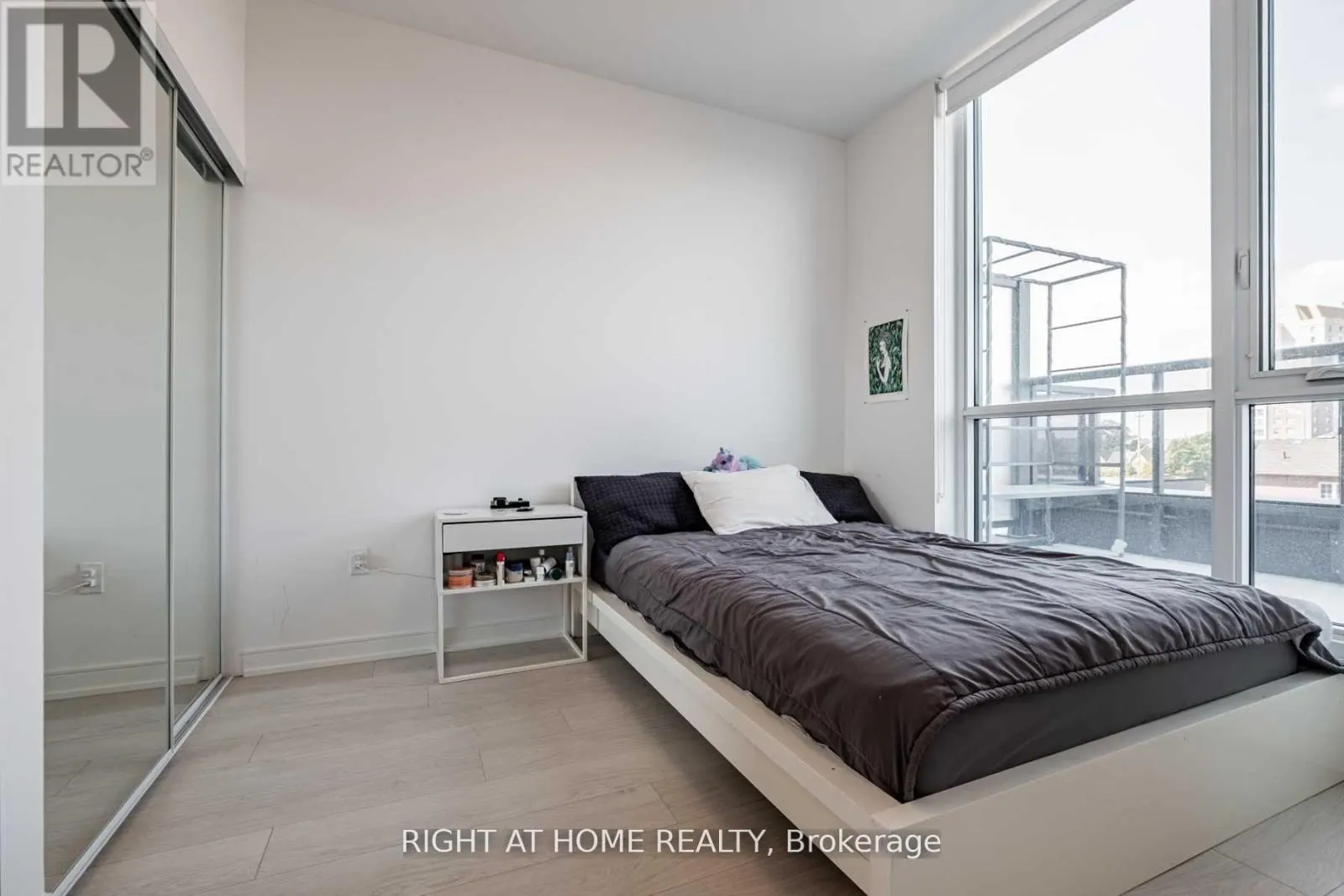 303 - 8 NAHANI WAY