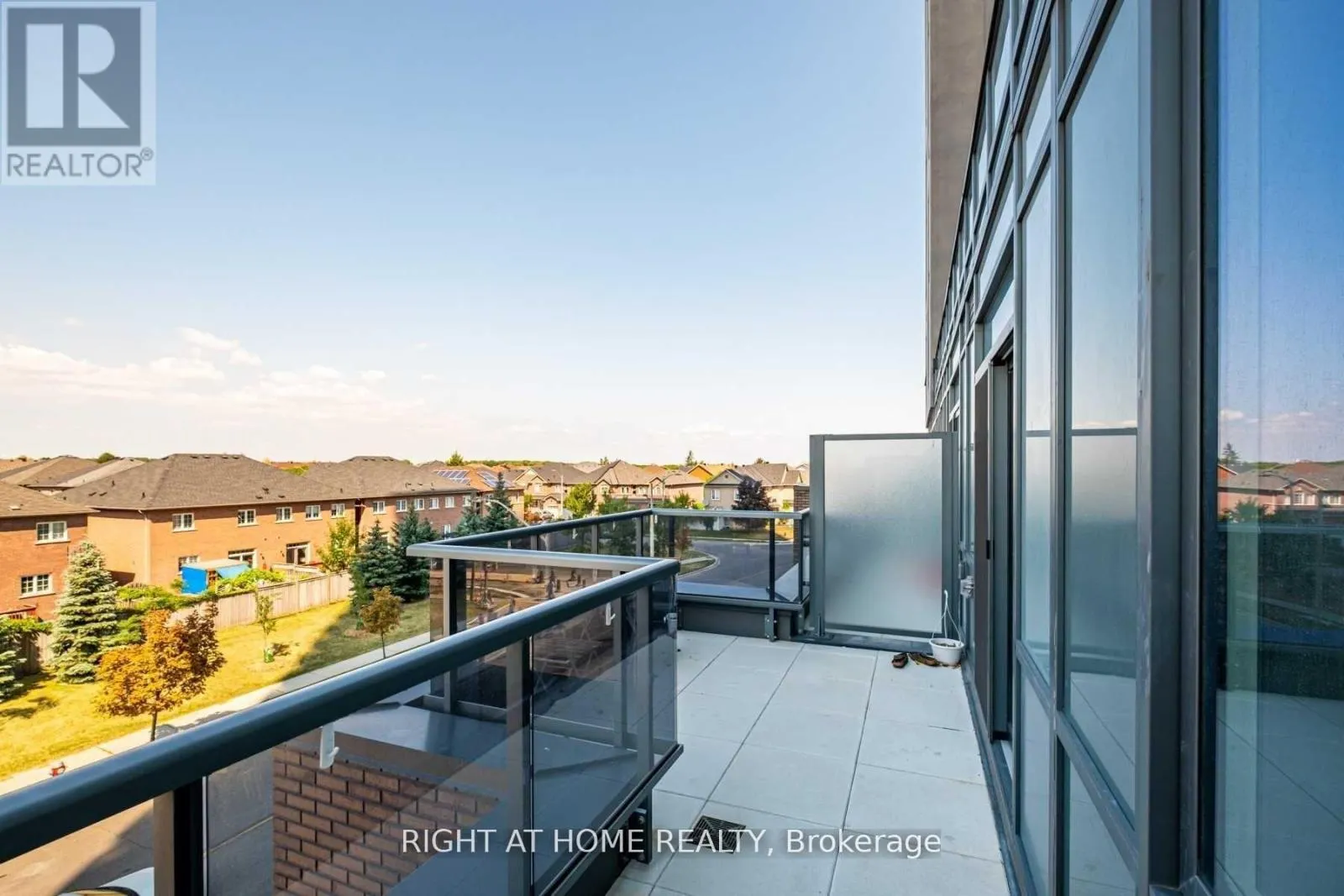 303 - 8 NAHANI WAY