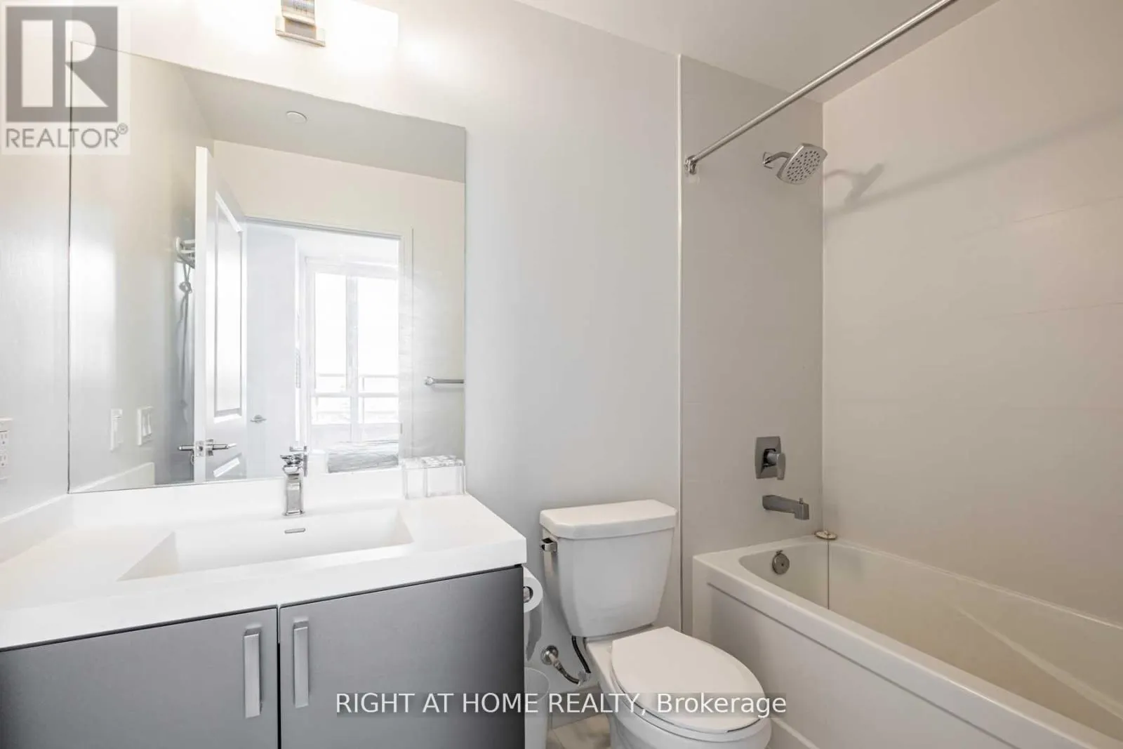 303 - 8 NAHANI WAY