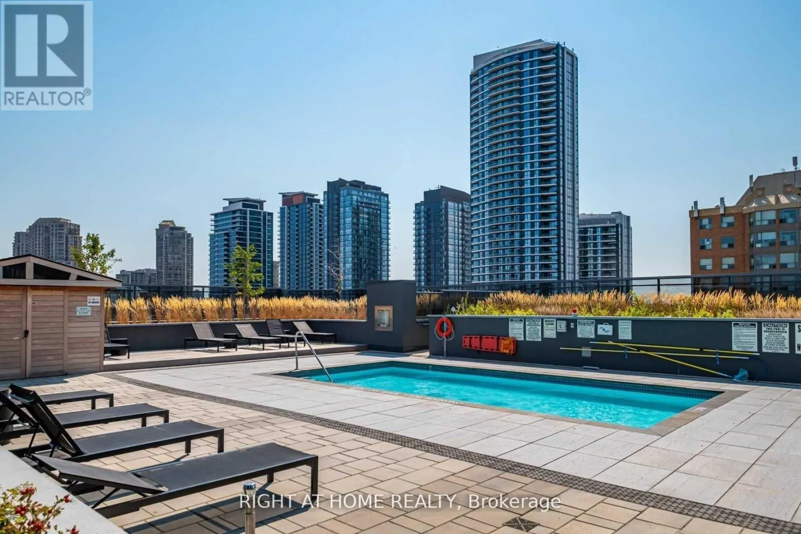 303 - 8 NAHANI WAY