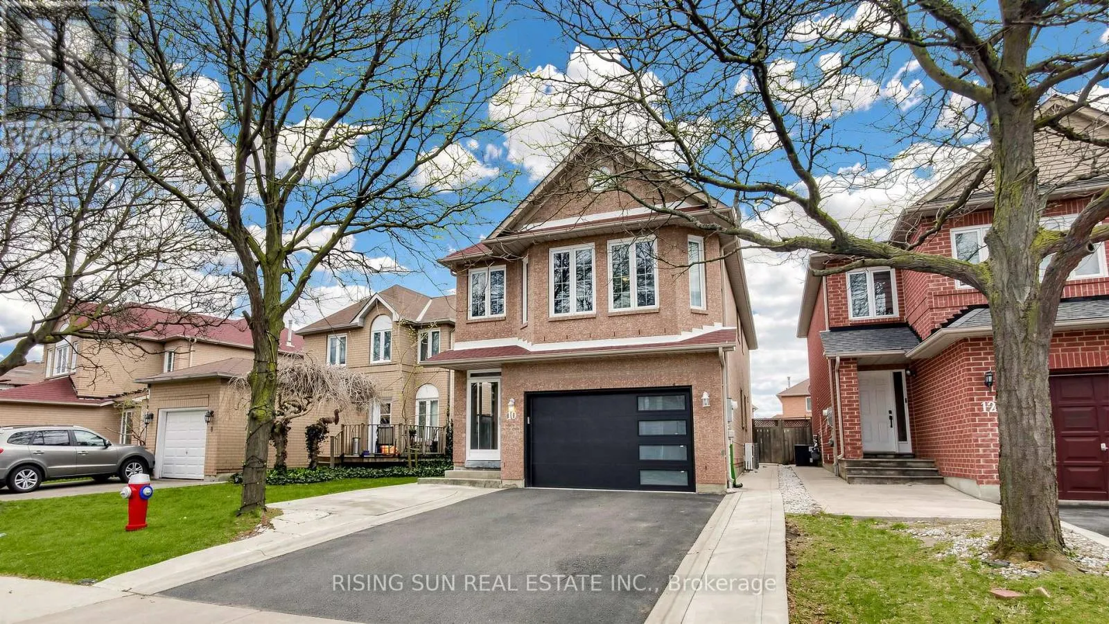 10 CEDARWOOD CRESCENT
