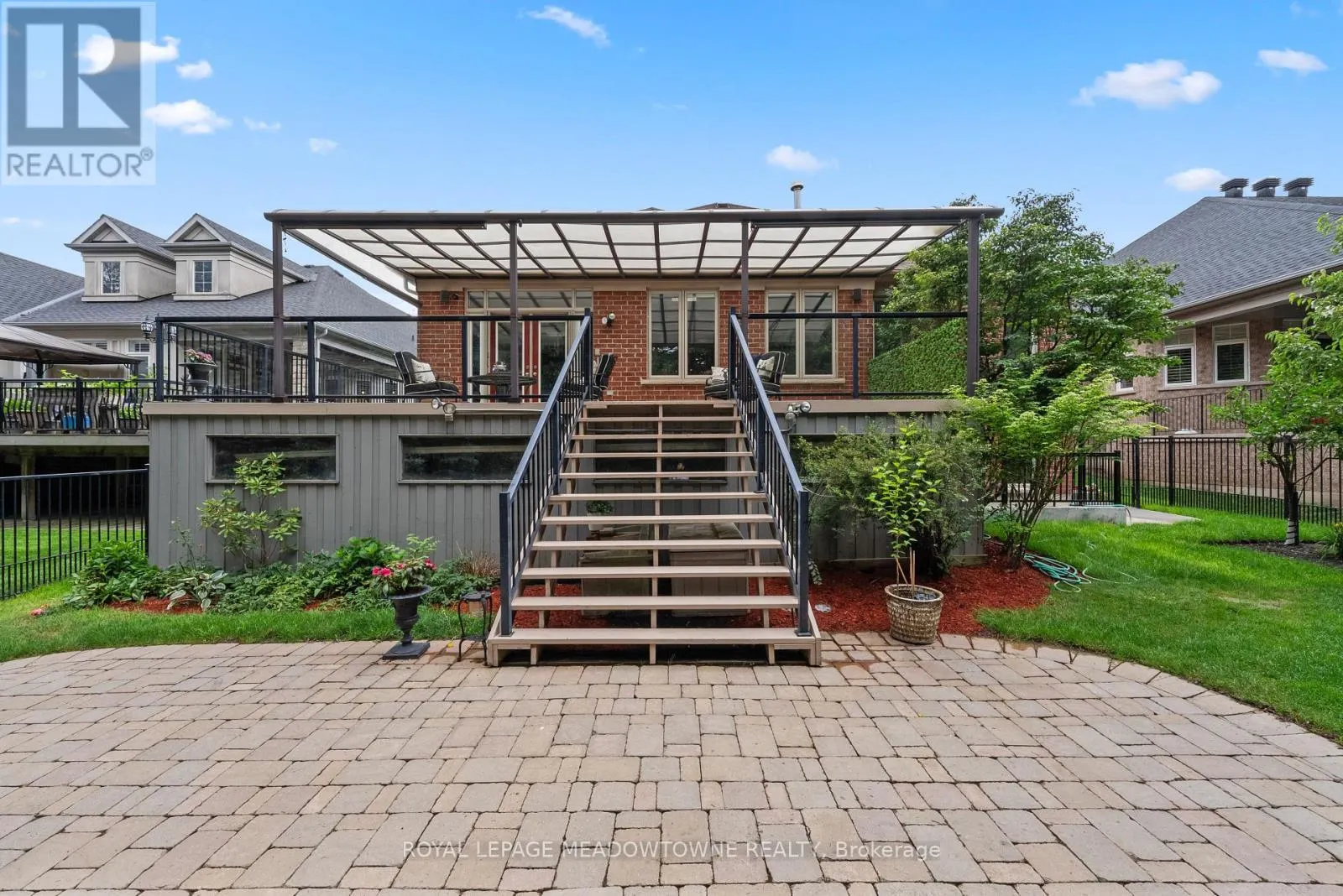 17 MCNUTT STREET