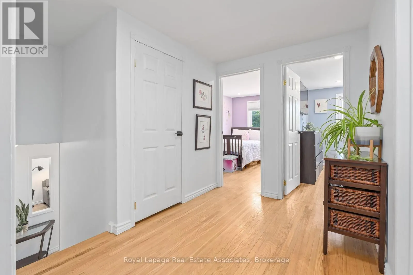 26 MARILYN CRESCENT