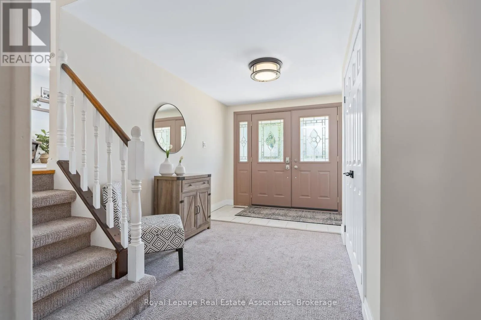 26 MARILYN CRESCENT