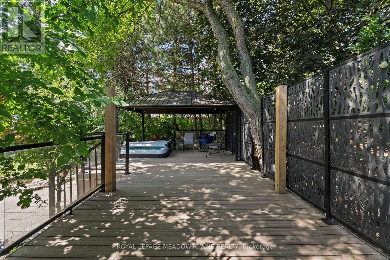 1268 FOREST HILL