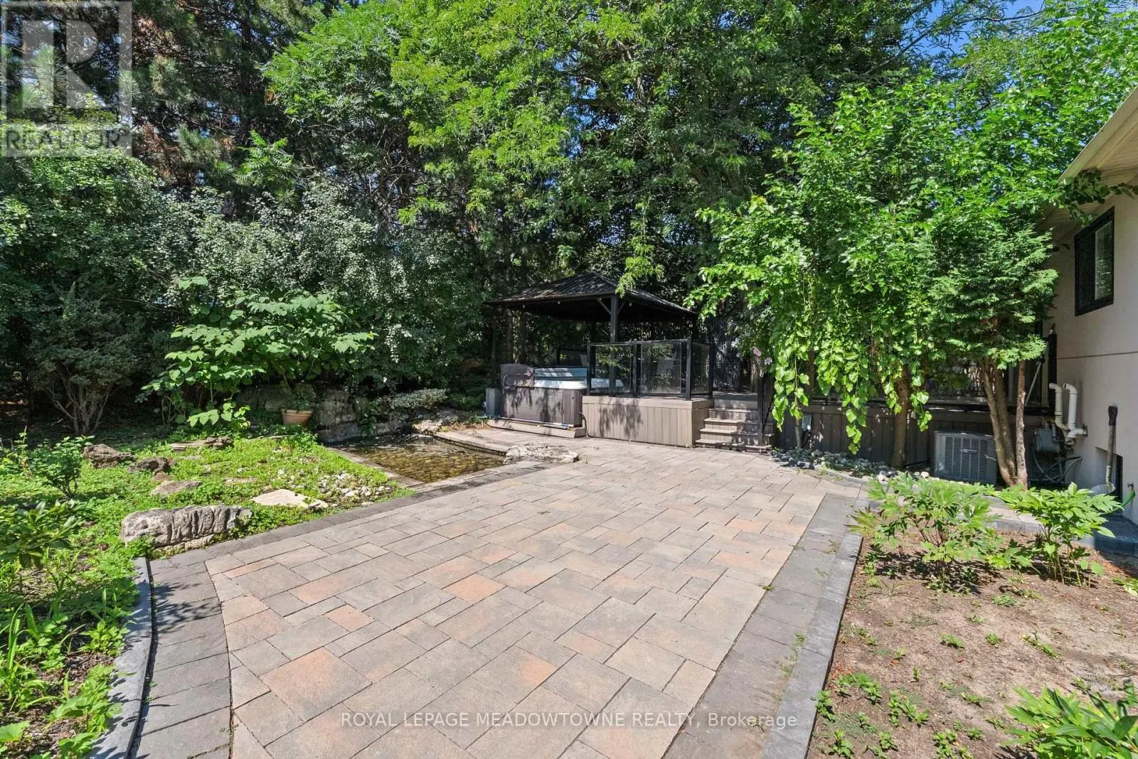 1268 FOREST HILL