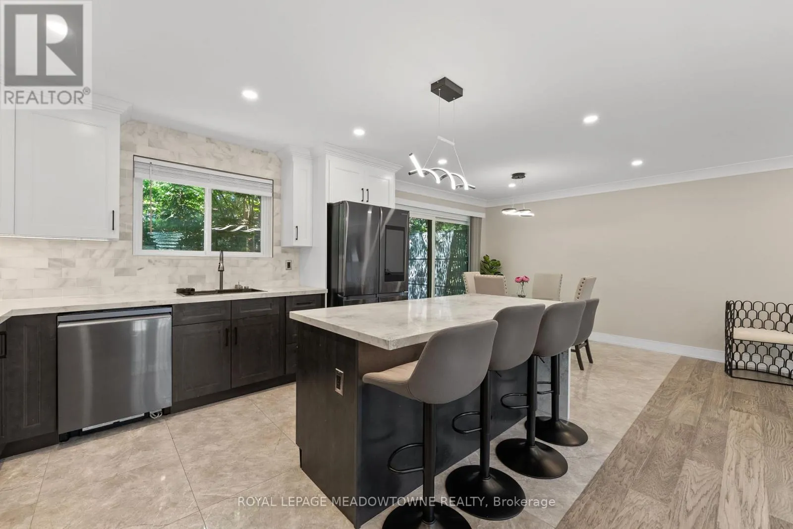1268 FOREST HILL