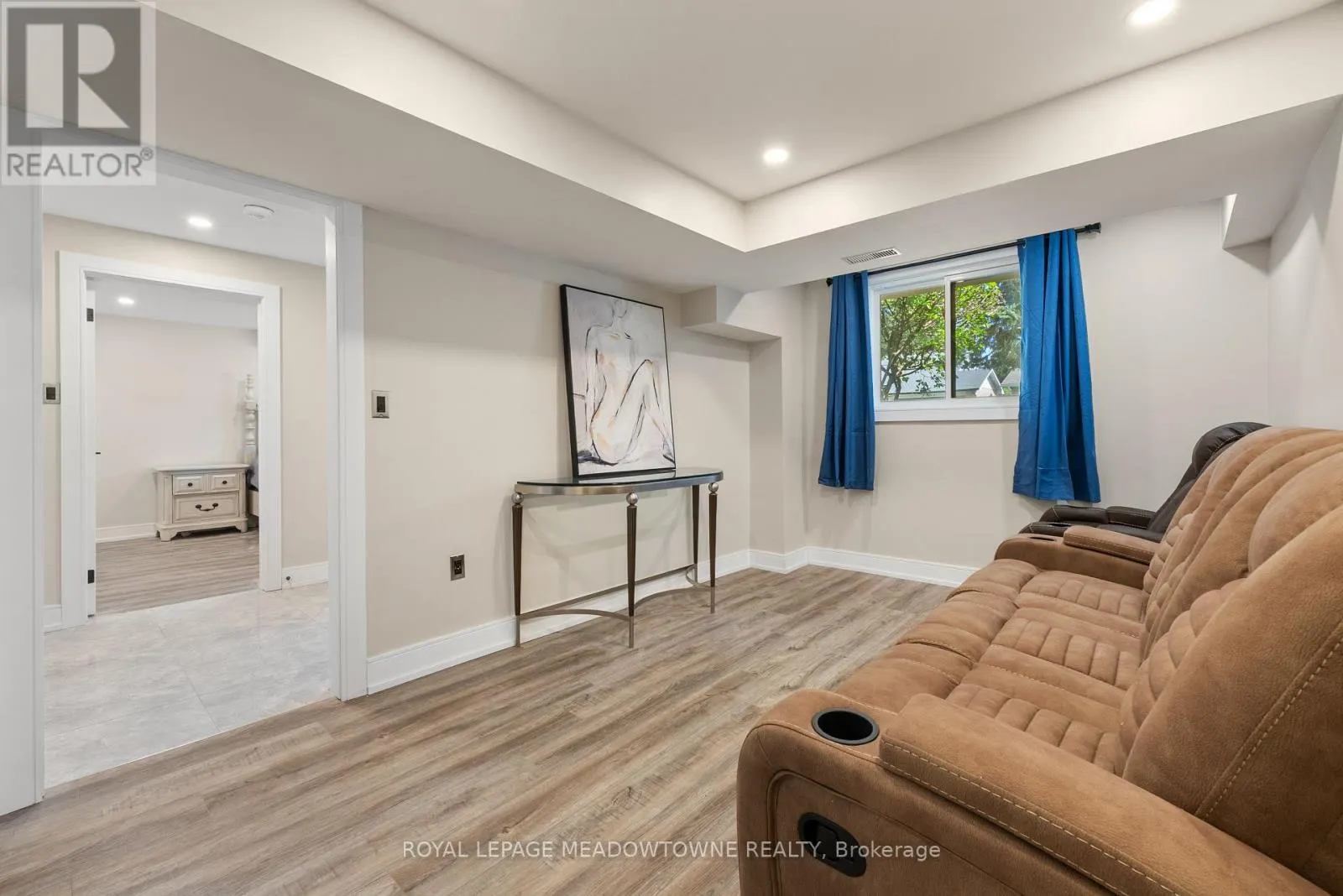 1268 FOREST HILL
