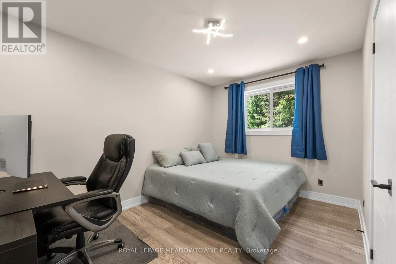 1268 FOREST HILL