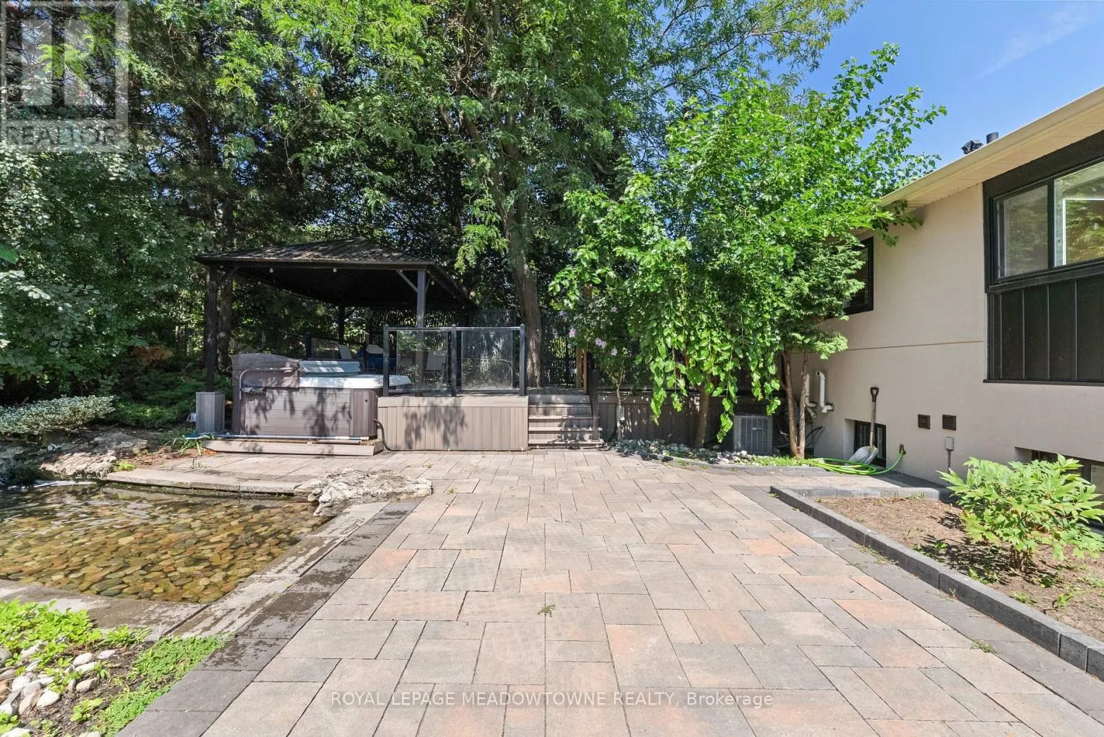 1268 FOREST HILL