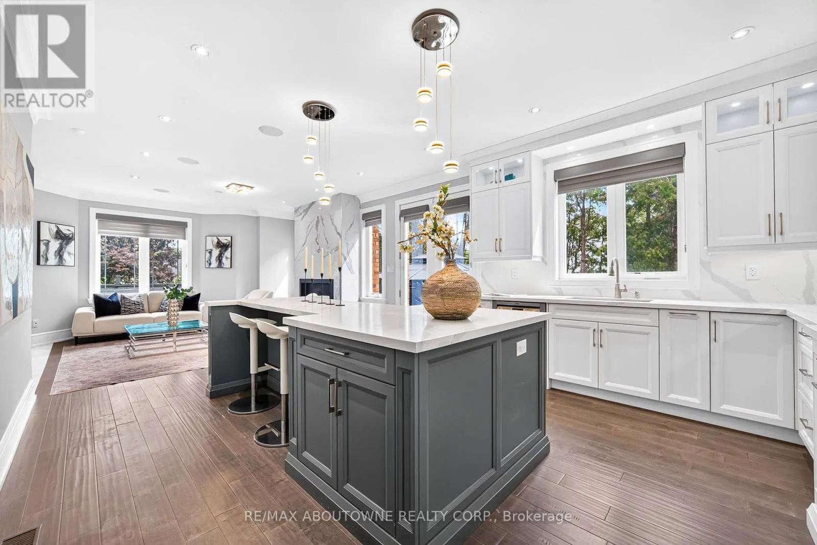 408 SEABOURNE DRIVE