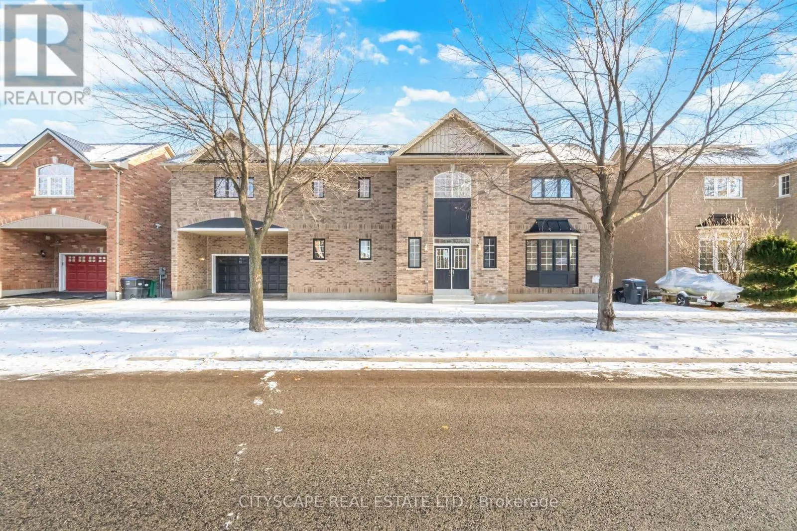 5843 PRAIRIE CIRCLE