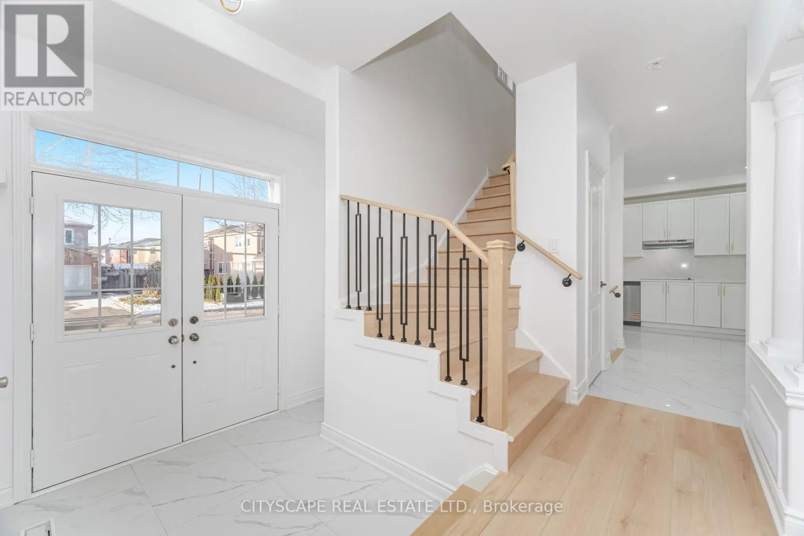 5843 PRAIRIE CIRCLE