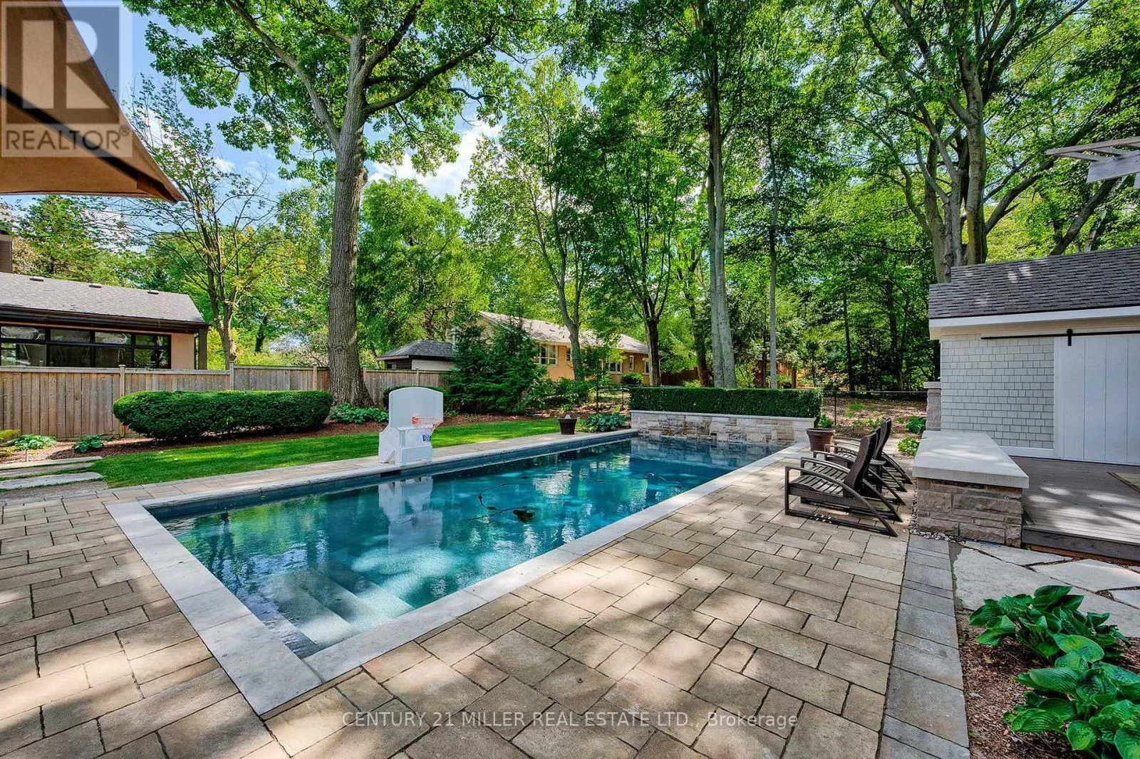 416 WEDGEWOOD DRIVE