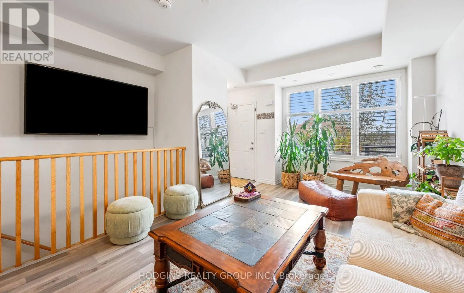 11 - 2255 MCNAB LANE