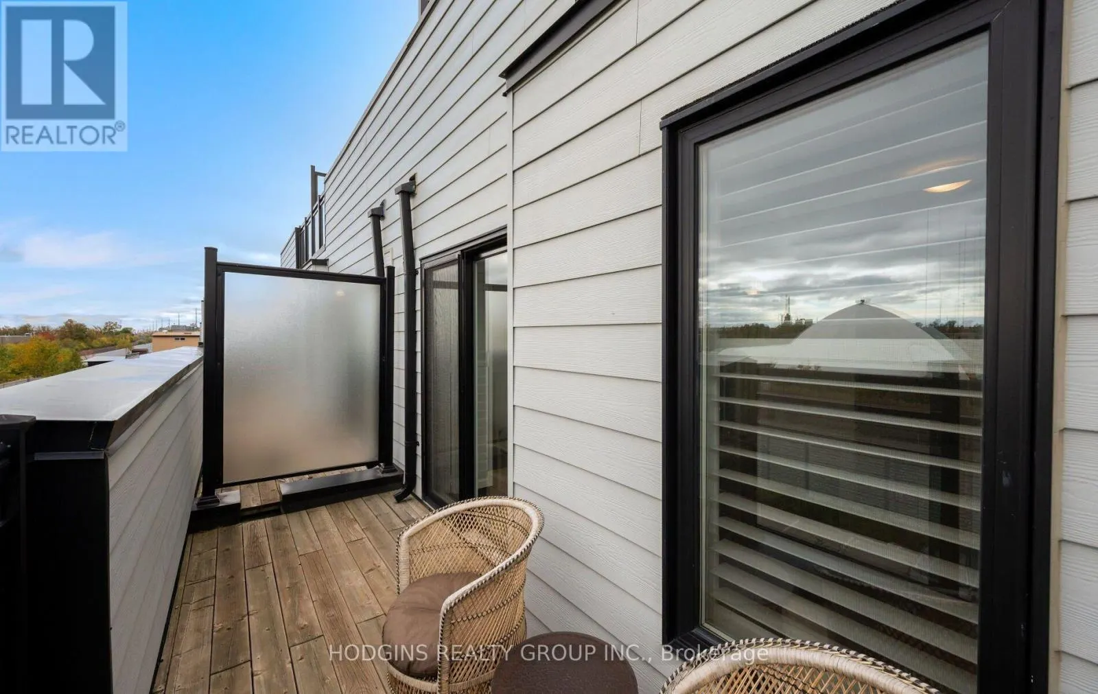 11 - 2255 MCNAB LANE