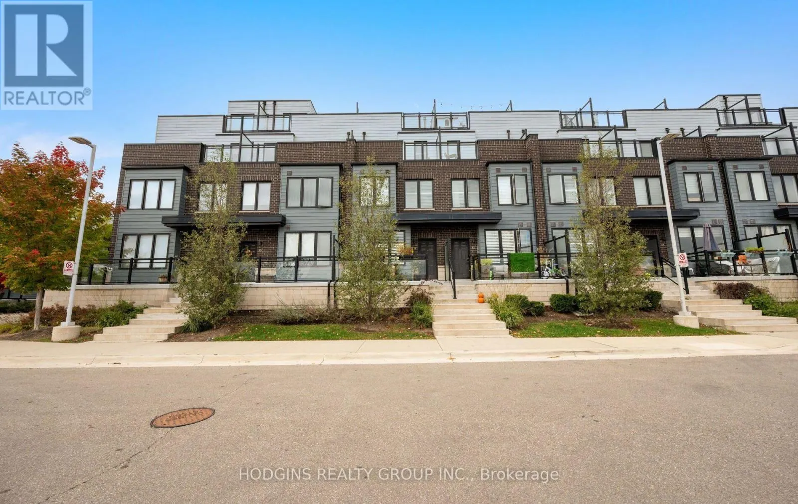 11 - 2255 MCNAB LANE