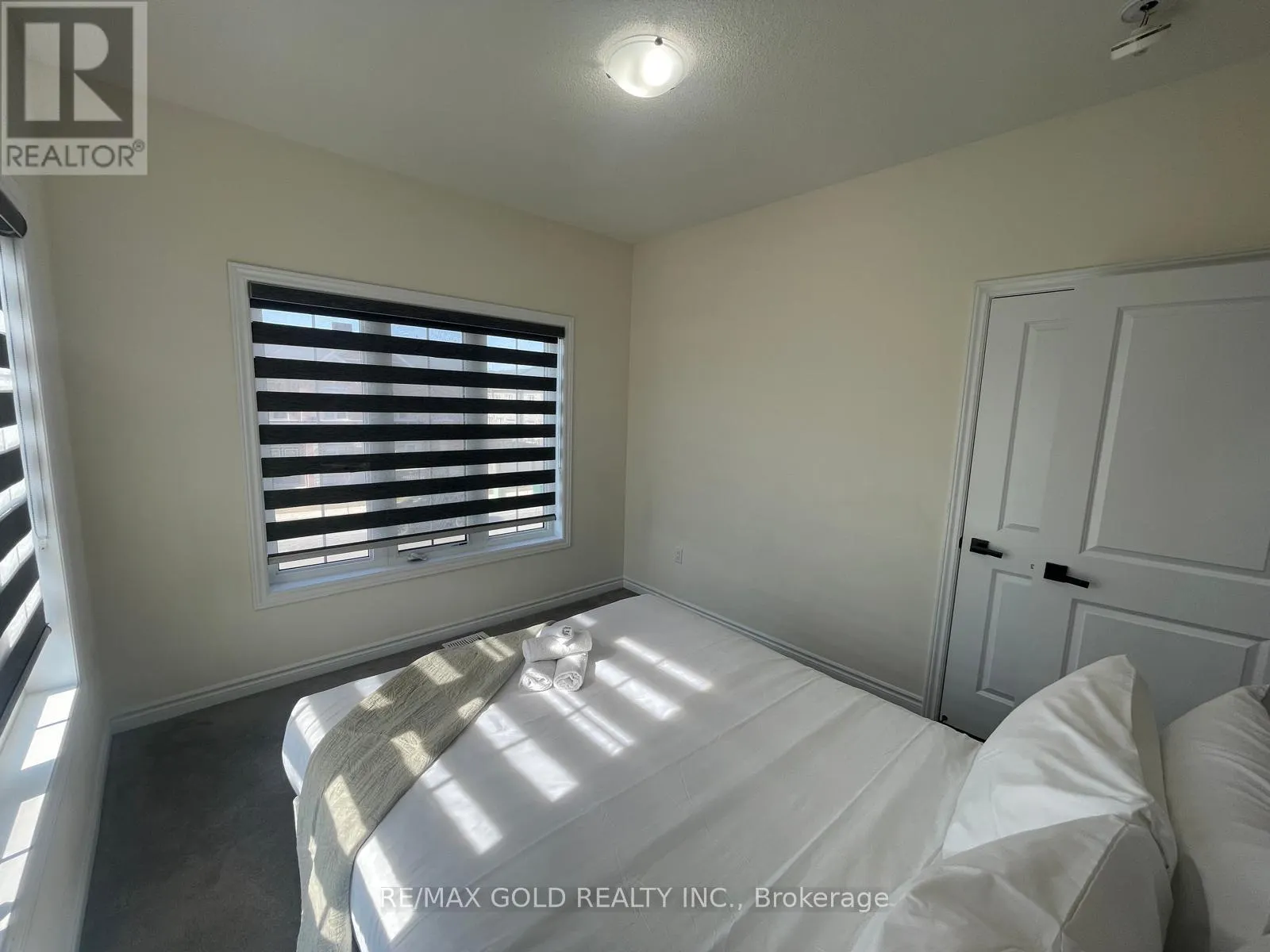 537 VETERANS DRIVE