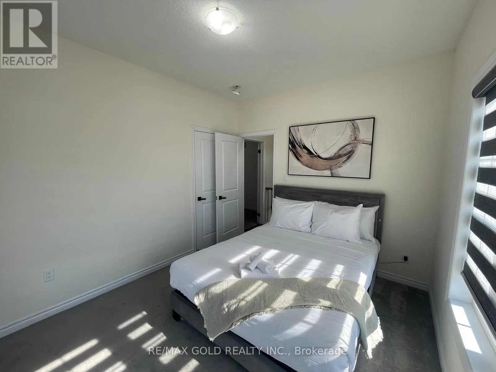 537 VETERANS DRIVE
