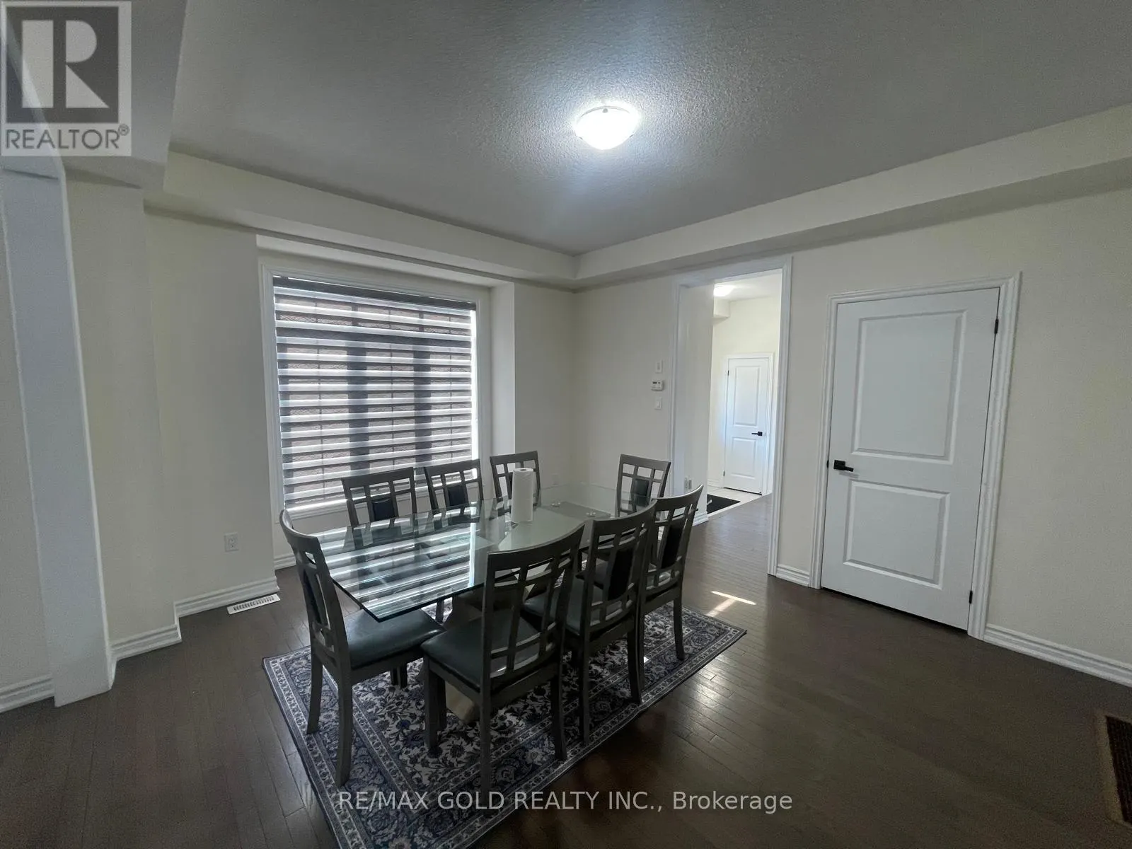 537 VETERANS DRIVE