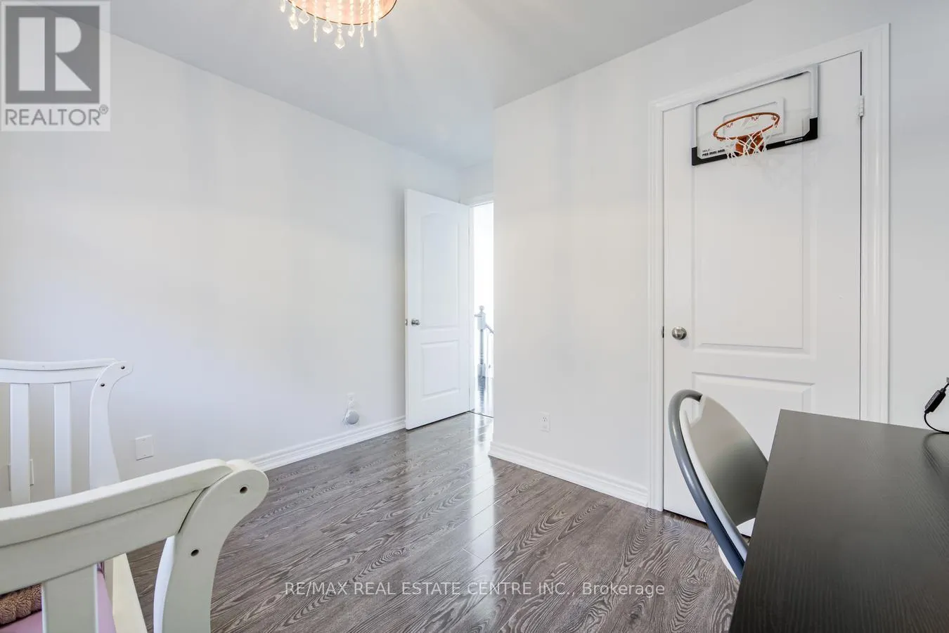 1149 HOUSTON DRIVE