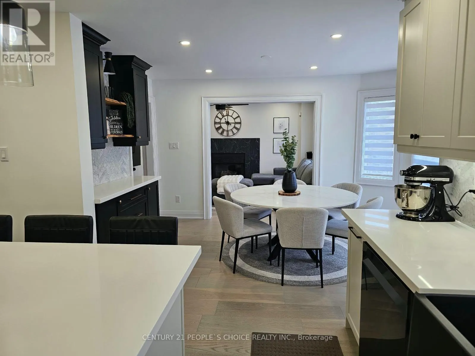 7 PENHURST PLACE