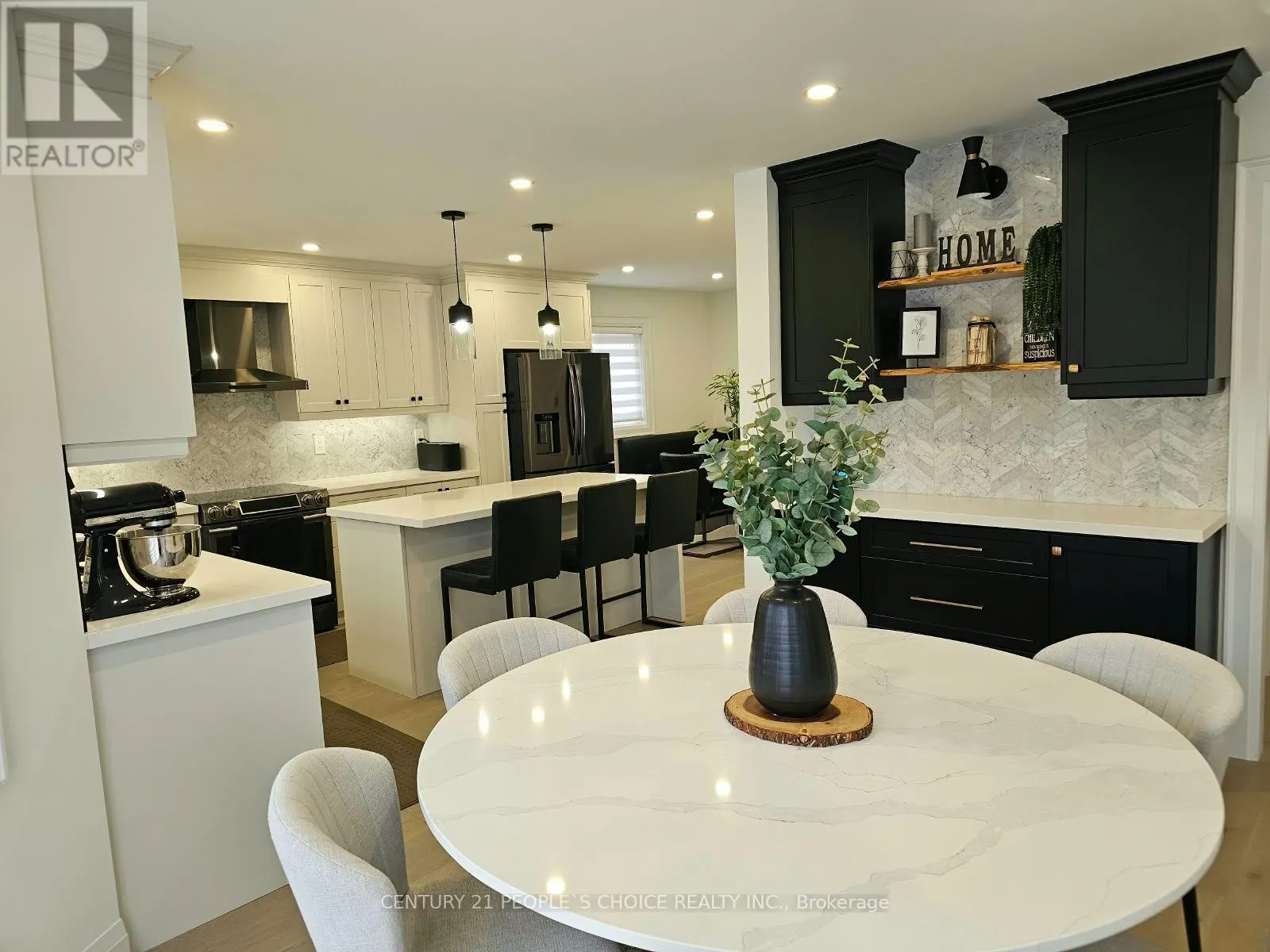 7 PENHURST PLACE