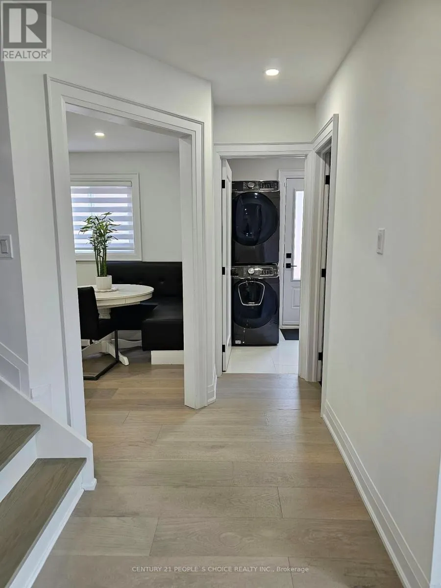 7 PENHURST PLACE