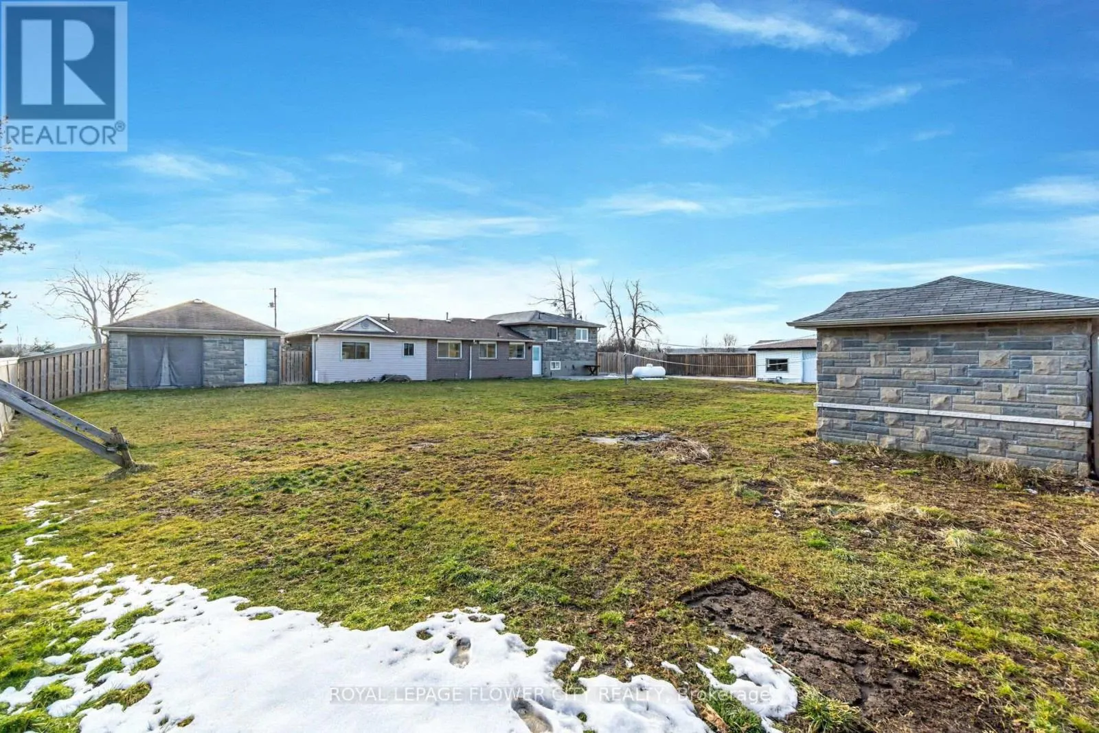 12821 HERITAGE ROAD