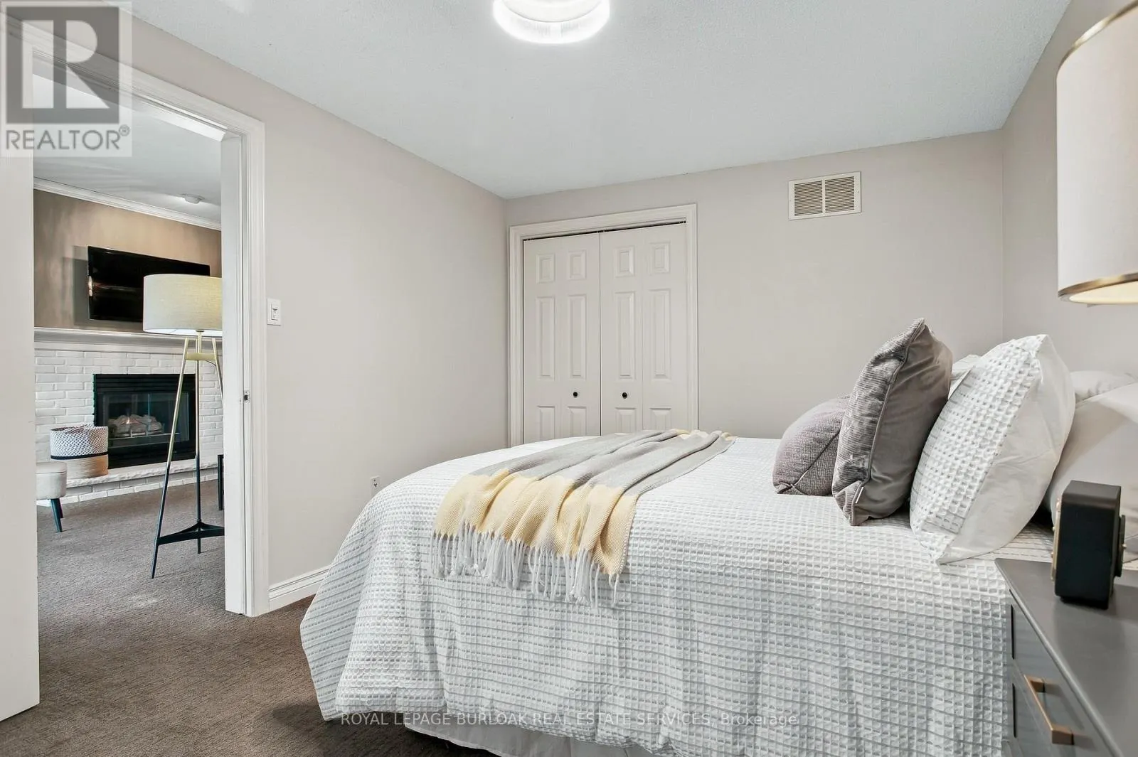 80 FAIRWOOD PLACE W