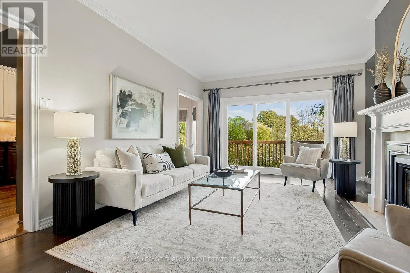 80 FAIRWOOD PLACE W