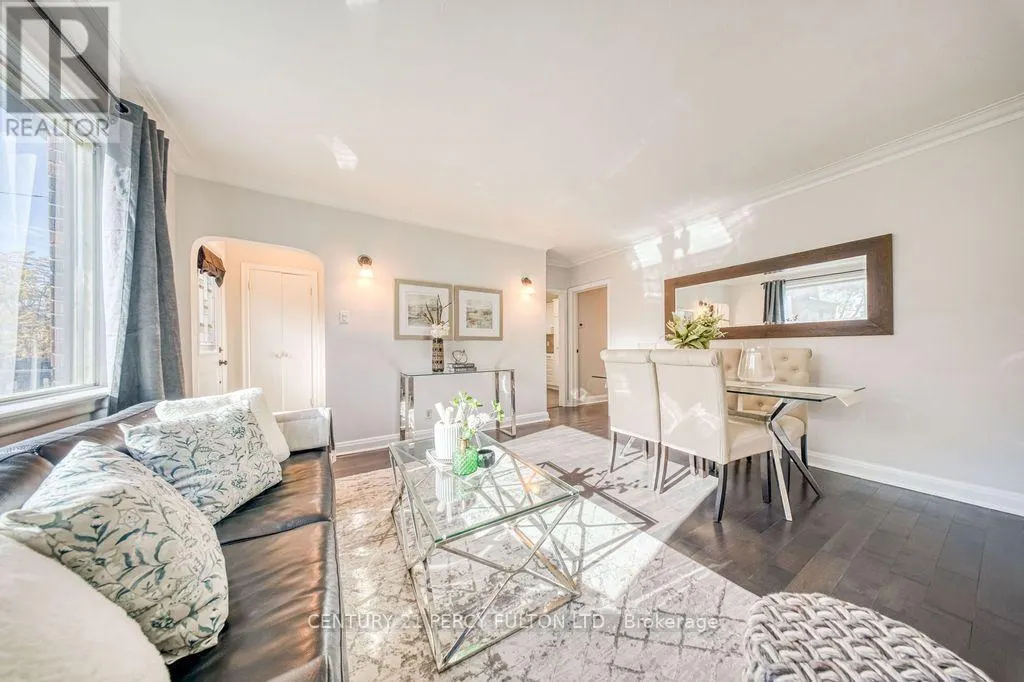12 SILVERCREST AVENUE
