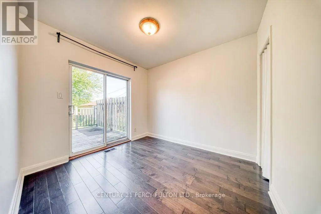 12 SILVERCREST AVENUE