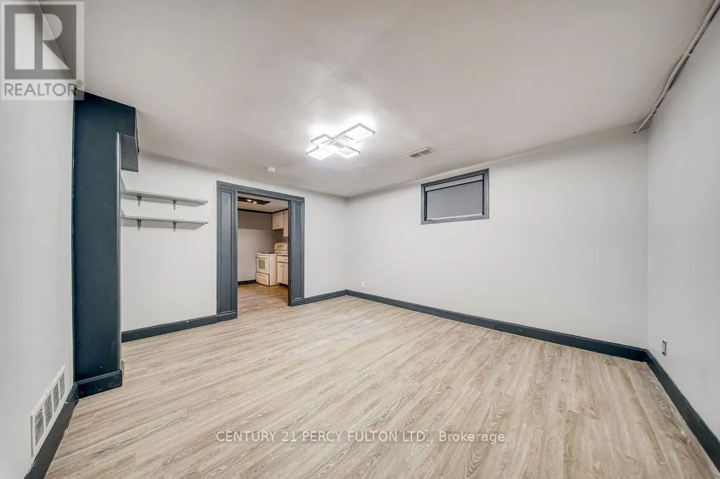 12 SILVERCREST AVENUE