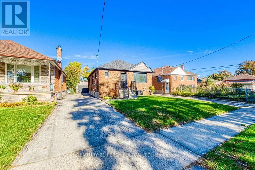12 SILVERCREST AVENUE