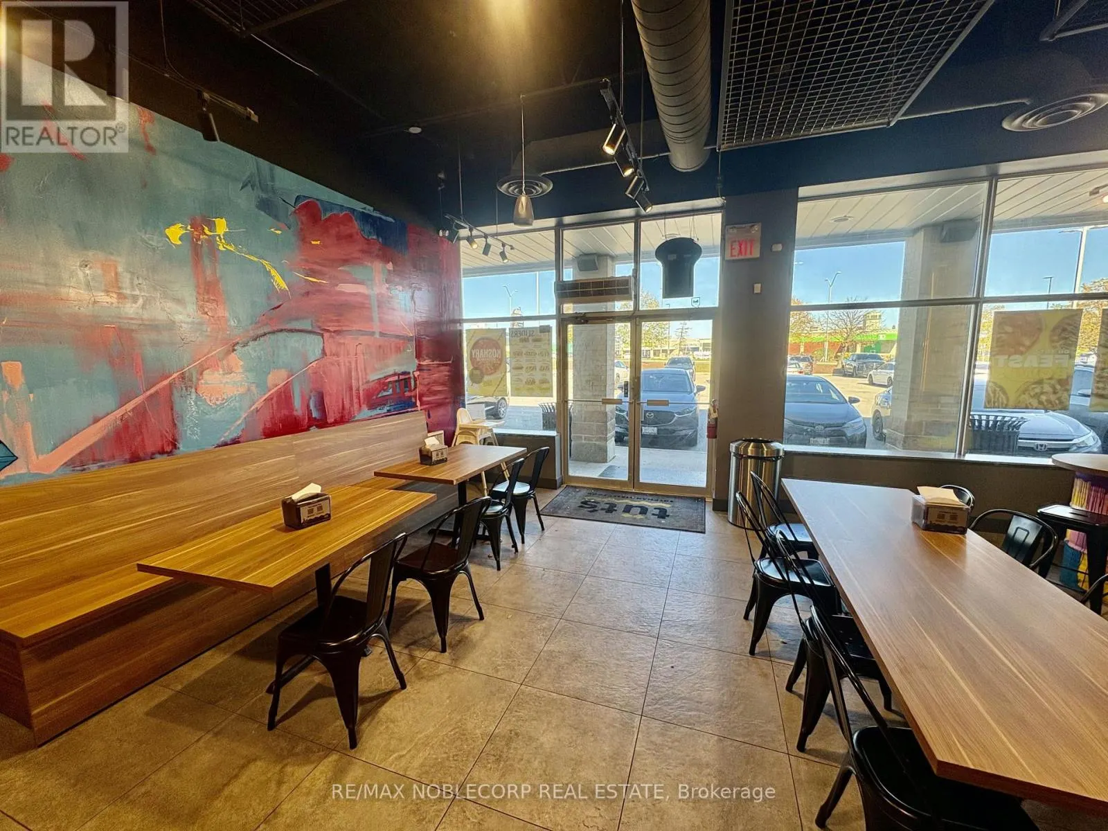 9 - 2460 NEYAGAWA BOULEVARD