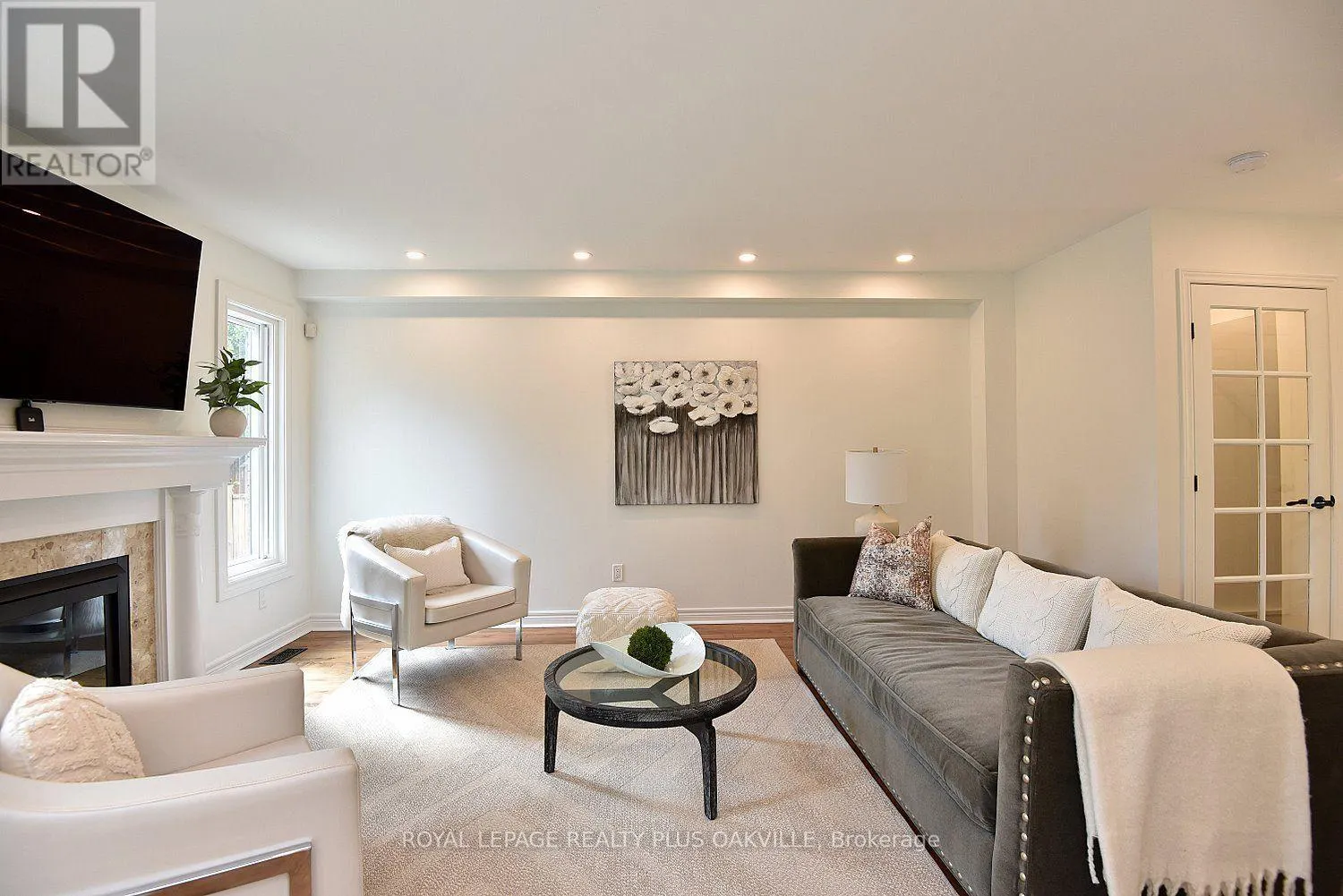 546 SANDCHERRY DRIVE