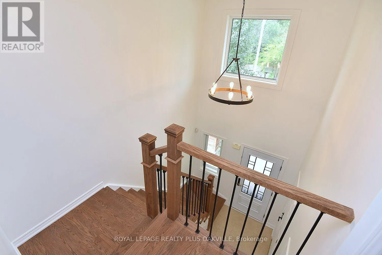 546 SANDCHERRY DRIVE