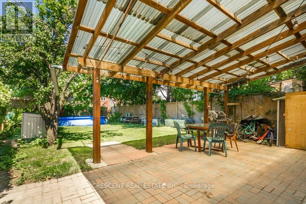 982 BRIAR HILL AVENUE
