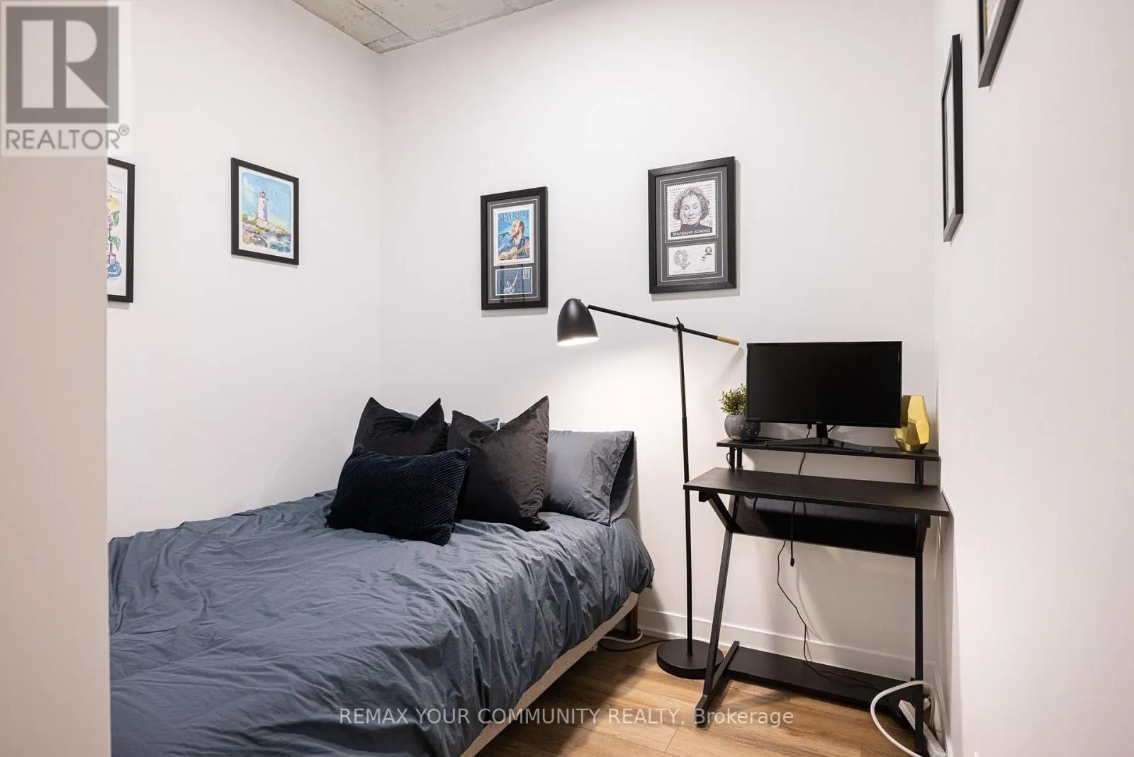 304 - 1808 ST. CLAIR AVENUE W