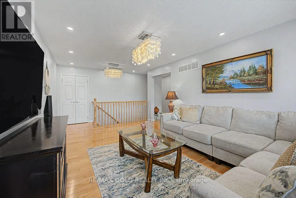 24 HAVERTY TRAIL