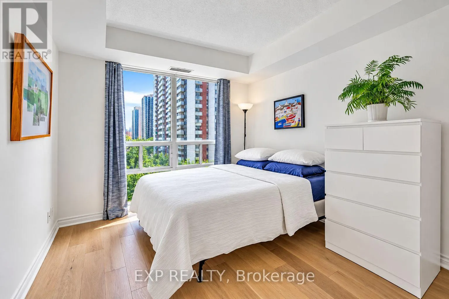 709 - 5 MICHAEL POWER PLACE